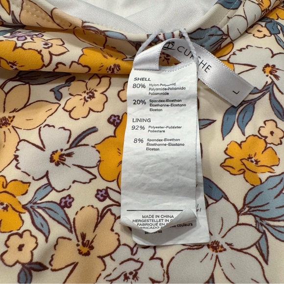 Cupshe Elodie Ditsy Floral Smocked Frill One Piece Swimsuit Size L - Picture 10 of 13